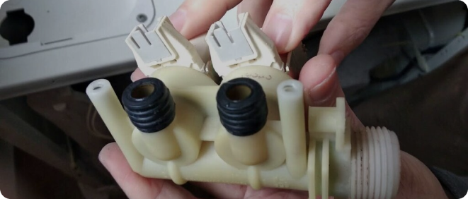 Повреждение клапана, отвечающего за подачу воды